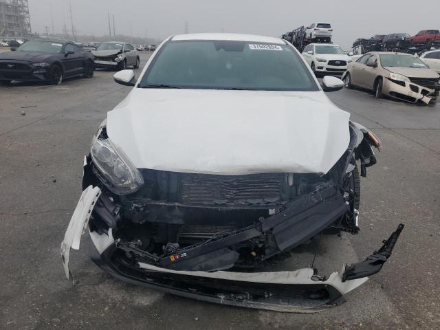 3KPF54ADXKE096427 - 2019 KIA FORTE EX WHITE photo 5