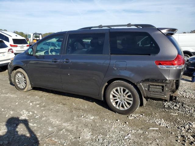 5TDYK3DC0CS271984 - 2012 TOYOTA SIENNA XLE GRAY photo 2