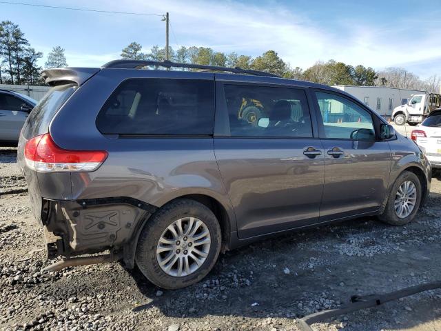 5TDYK3DC0CS271984 - 2012 TOYOTA SIENNA XLE GRAY photo 3