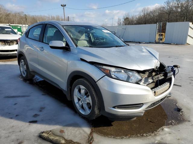 3CZRU5H31GM718598 - 2016 HONDA HR-V LX SILVER photo 4