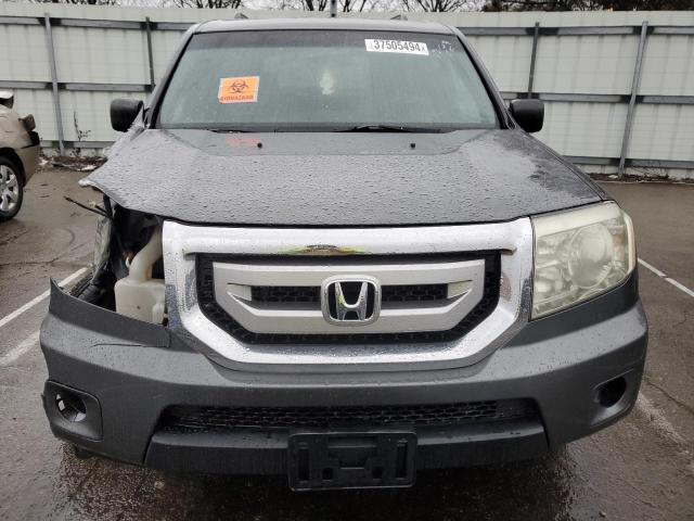 5FNYF4H21BB003914 - 2011 HONDA PILOT LX GRAY photo 5