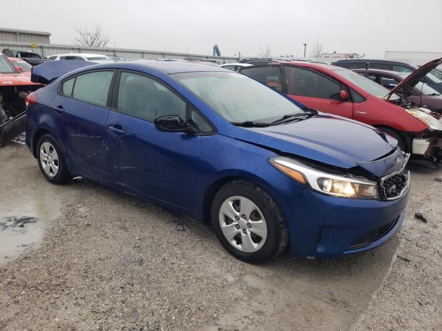 3KPFL4A79HE033960 - 2017 KIA FORTE LX BLUE photo 4