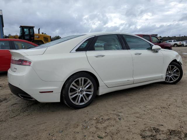 3LN6L2G91DR806173 - 2013 LINCOLN MKZ WHITE photo 3