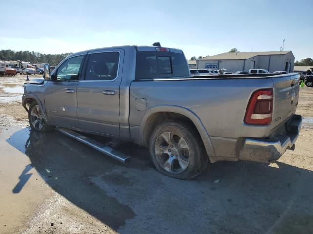 1C6SRFJT8LN399264 - 2020 RAM 1500 LARAMIE GRAY photo 2