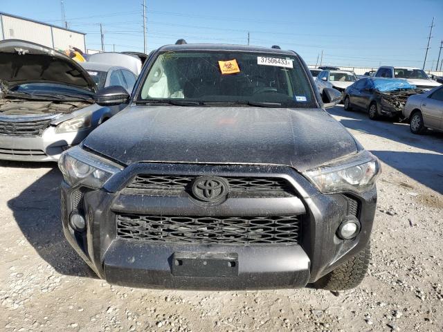 JTEZU5JR2H5160767 - 2017 TOYOTA 4RUNNER SR5 GRAY photo 5