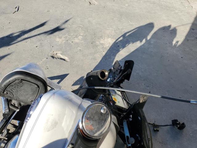 1HD1FCW176Y658606 - 2006 HARLEY-DAVIDSON FLHTCUI 白色 照片 5