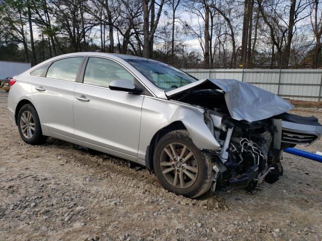 5NPE24AF6FH157814 - 2015 HYUNDAI SONATA SE SILVER photo 4