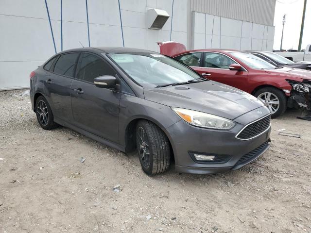 1FADP3F20FL286159 - 2015 FORD FOCUS SE GRAY photo 4