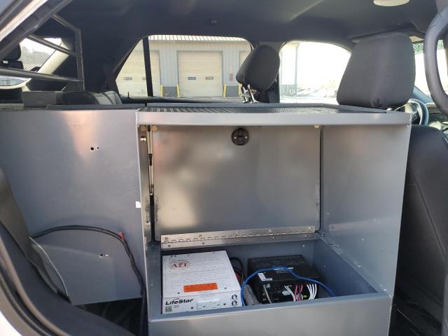 1FM5K8ARXJGA71254 - 2018 FORD EXPLORER POLICE INTERCEPTOR 白色 照片 11