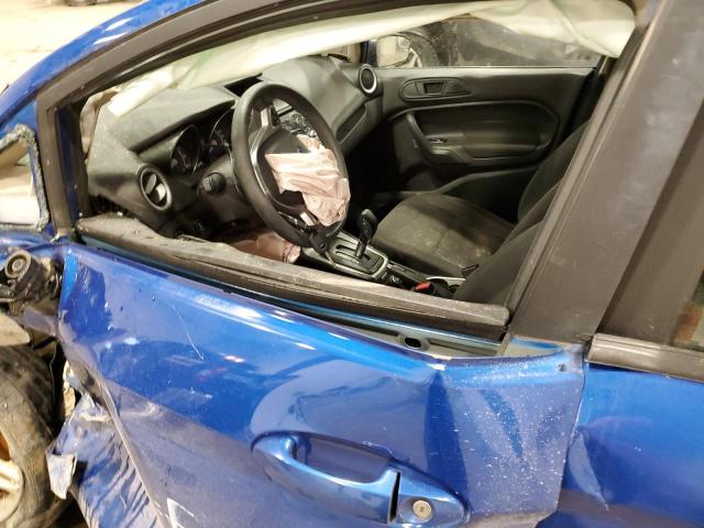 3FADP4BJ1JM104575 - 2018 FORD FIESTA SE BLUE photo 7