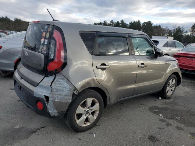 KNDJN2A29J7523690 - 2018 KIA SOUL GRAY photo 3