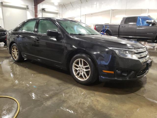 3FAHP0GA2AR361251 - 2010 FORD FUSION S BLACK photo 4