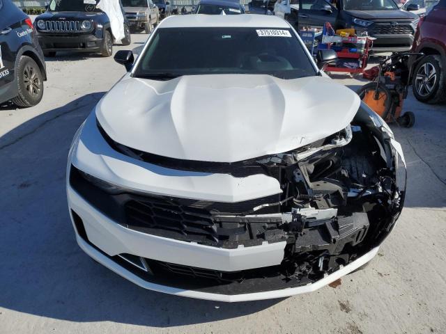 1G1FB1RS1P0149258 - 2023 CHEVROLET CAMARO LS WHITE photo 5