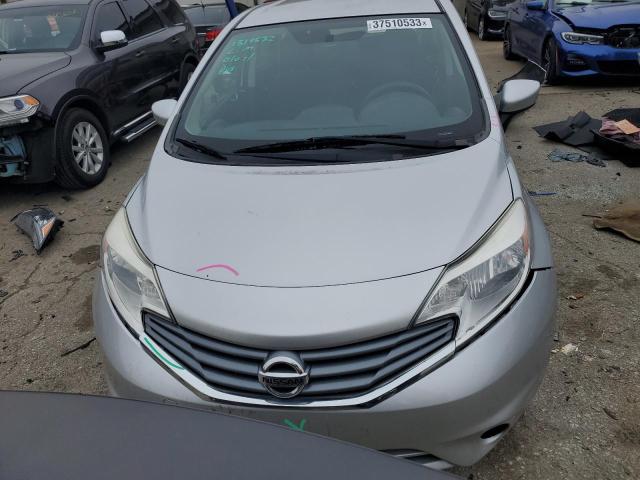 3N1CE2CP3FL392022 - 2015 NISSAN VERSA NOTE S SILVER photo 5