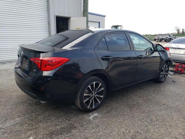 5YFBURHE6JP768607 - 2018 TOYOTA COROLLA L BLACK photo 3