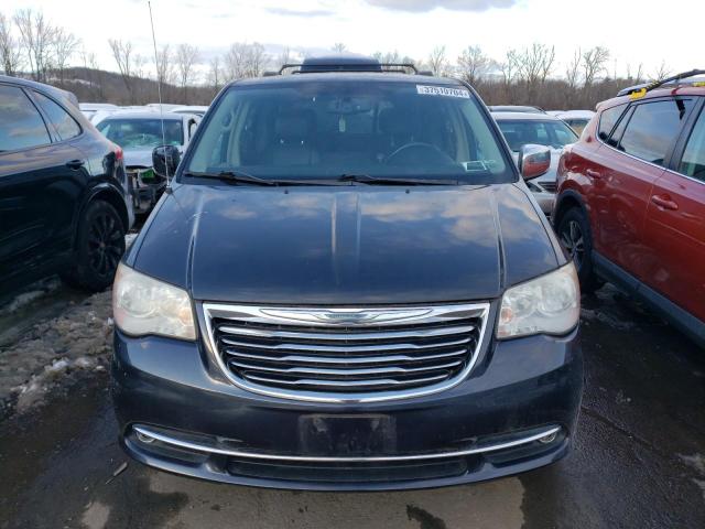 2C4RC1CG9DR734967 - 2013 CHRYSLER TOWN & COU TOURING L BLUE photo 5