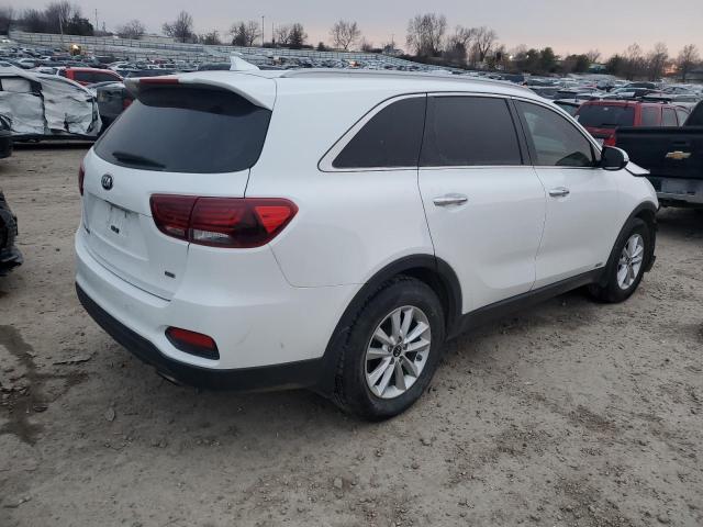 5XYPGDA31KG522482 - 2019 KIA SORENTO L WHITE photo 3