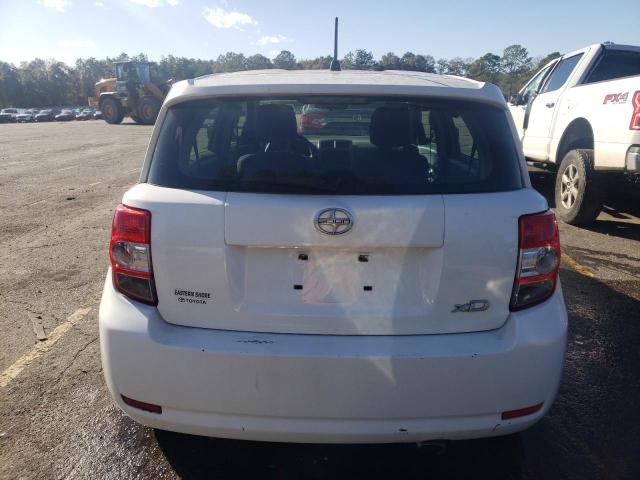 JTKKU4B40C1024763 - 2012 TOYOTA SCION XD WHITE photo 6