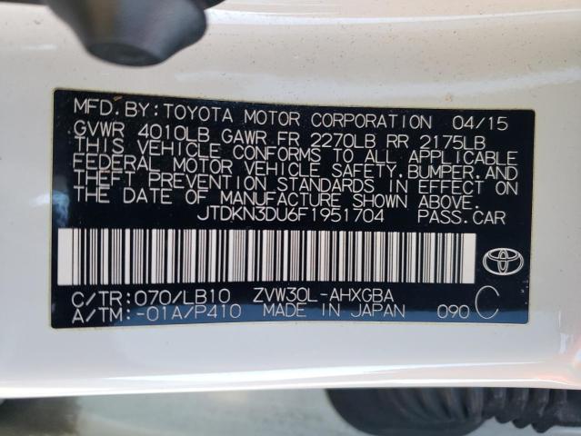 JTDKN3DU6F1951704 - 2015 TOYOTA PRIUS WHITE photo 13