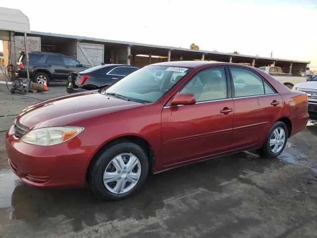 JTDBE32KX30139762 - 2003 TOYOTA CAMRY LE RED photo 1