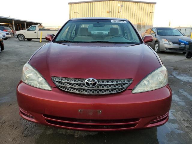 JTDBE32KX30139762 - 2003 TOYOTA CAMRY LE RED photo 5
