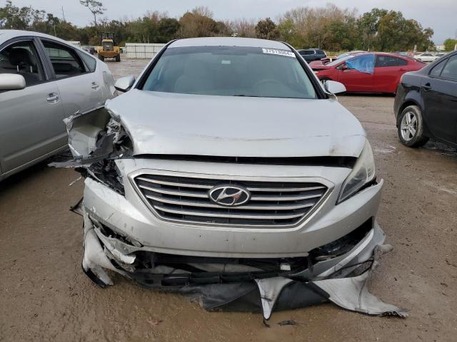 5NPE24AF9FH025095 - 2015 HYUNDAI SONATA SE SILVER photo 5