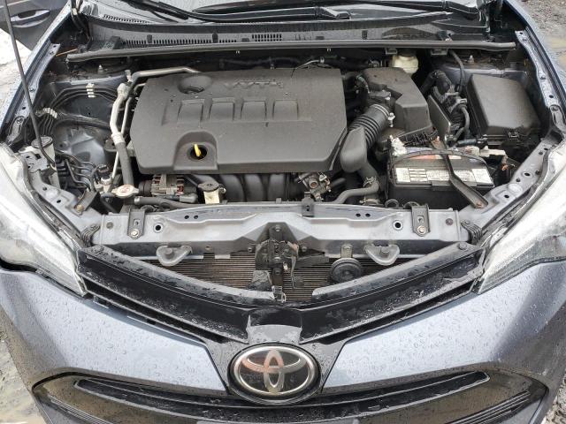 2T1BURHEXJC977025 - 2018 TOYOTA COROLLA L GRAY photo 11