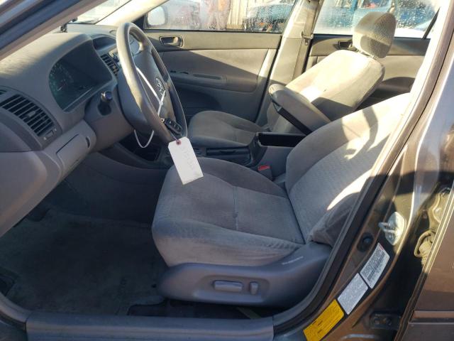 JTDBE30K020105220 - 2002 TOYOTA CAMRY LE GRAY photo 7