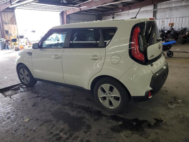 KNDJN2A27F7182149 - 2015 KIA SOUL WHITE photo 2