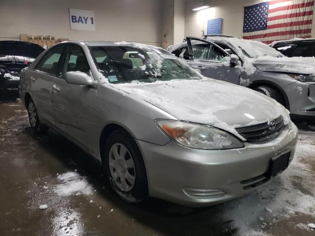 4T1BE32K62U070507 - 2002 TOYOTA CAMRY LE SILVER photo 4