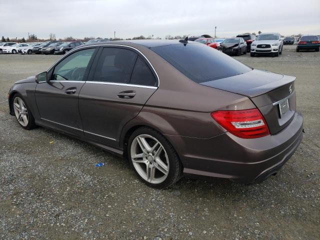 WDDGF4HB4DR271578 - 2013 MERCEDES-BENZ C 250 BROWN photo 2