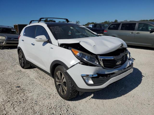 KNDPCCA2XD7359442 - 2013 KIA SPORTAGE E WHITE photo 4