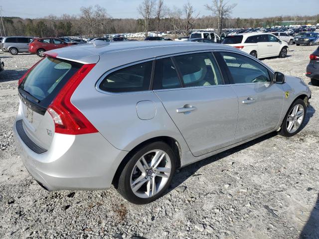 YV140MEB7F1209445 - 2015 VOLVO V60 PREMIER SILVER photo 3