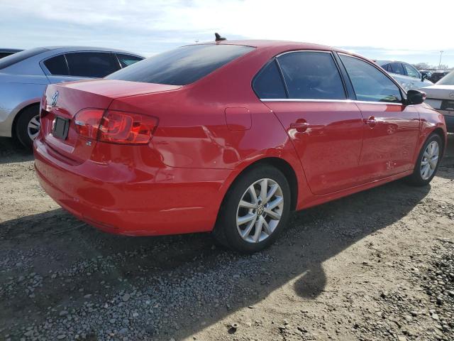 3VWD17AJ7EM390319 - 2014 VOLKSWAGEN JETTA SE RED photo 3