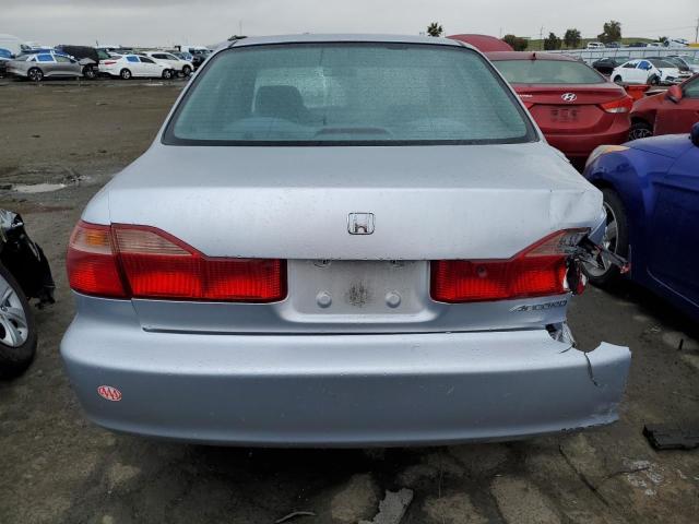 3HGCG6653YG704653 - 2000 HONDA ACCORD LX SILVER photo 6