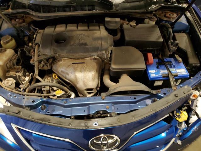 4T1BF3EK2BU670210 - 2011 TOYOTA CAMRY BASE BLUE photo 11