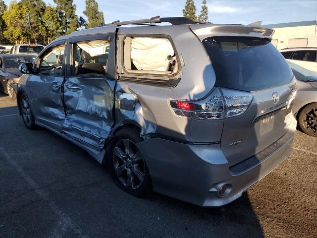 5TDXK3DC0DS289916 - 2013 TOYOTA SIENNA SPORT SILVER photo 2