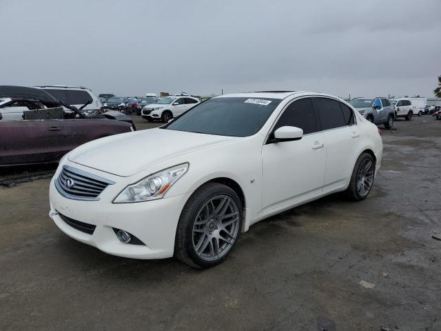 2015 INFINITI Q40, 