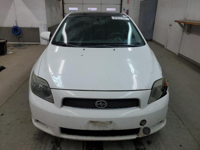 JTKDE167060117916 - 2006 TOYOTA SCION TC WHITE photo 5