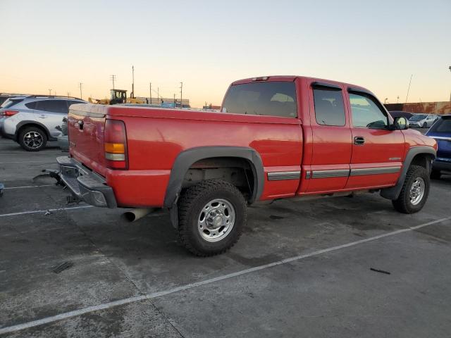 1GCHK29U42E199607 - 2002 CHEVROLET SILVERADO K2500 HEAVY DUTY RED photo 3