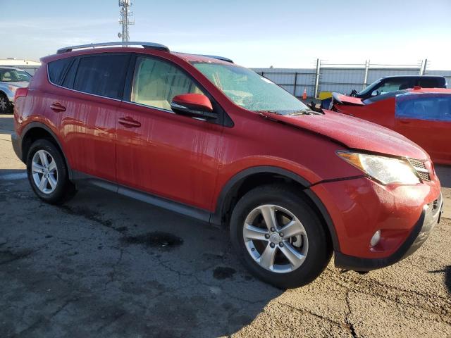 JTMRFREV2DD028251 - 2013 TOYOTA RAV4 XLE RED photo 4