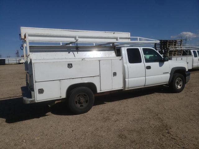 1GCHC29U83E284836 - 2003 CHEVROLET SILVERADO C2500 HEAVY DUTY WHITE photo 3