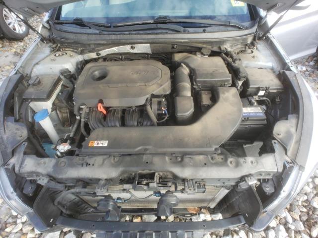 5NPE24AF1GH345626 - 2016 HYUNDAI SONATA SE SILVER photo 11