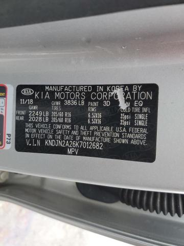 KNDJN2A26K7012682 - 2019 KIA SOUL SILVER photo 14