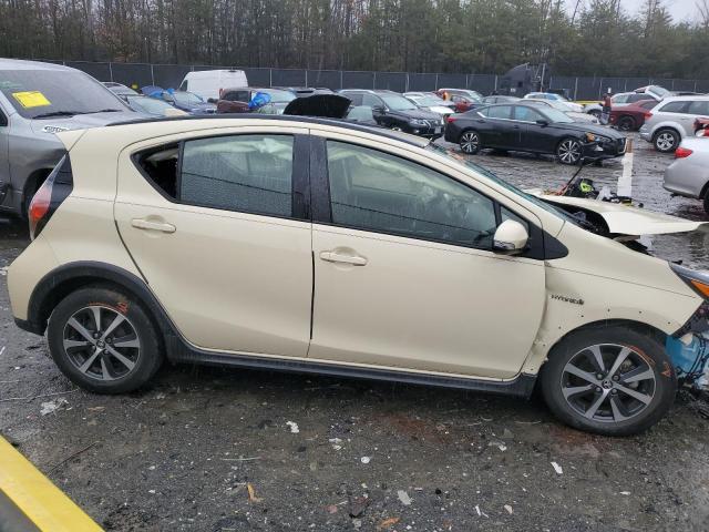 JTDKDTB35J1618478 - 2018 TOYOTA PRIUS C BEIGE photo 3