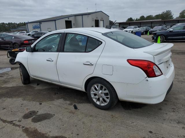 3N1CN7AP5JL864567 - 2018 NISSAN VERSA S WHITE photo 2