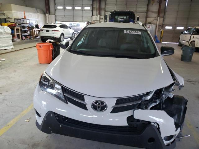 2T3ZFREV1FW177787 - 2015 TOYOTA RAV4 LE WHITE photo 5