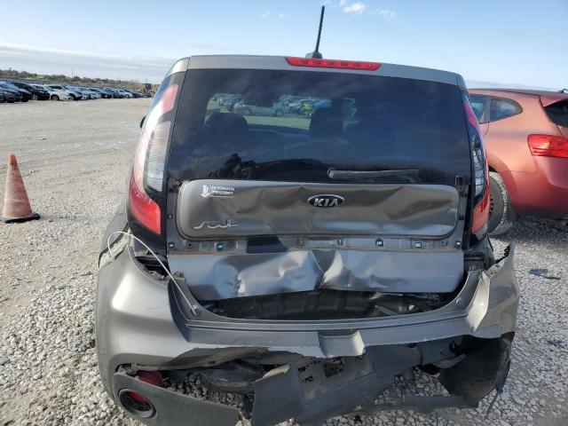 KNDJN2A25H7481612 - 2017 KIA SOUL SILVER photo 6