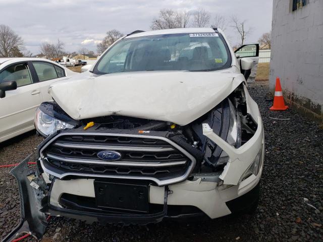 MAJ6S3GL2KC258663 - 2019 FORD ECOSPORT SE WHITE photo 5