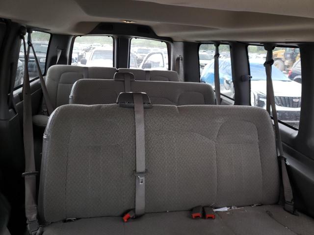 1GAZGMFP6J1221038 - 2018 CHEVROLET EXPRESS G3 LT WHITE photo 10